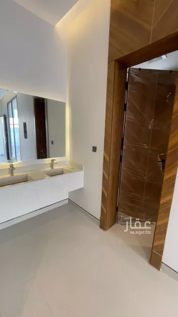 فيلا للبيع في شارع السيل, حي المهدية, مدينة الرياض, منطقة الرياض صورة 4