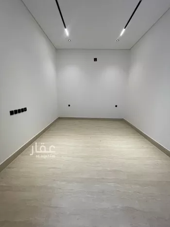 فيلا للبيع في شارع أحمد بن قطرب, حي المهدية, مدينة الرياض, منطقة الرياض صورة 5