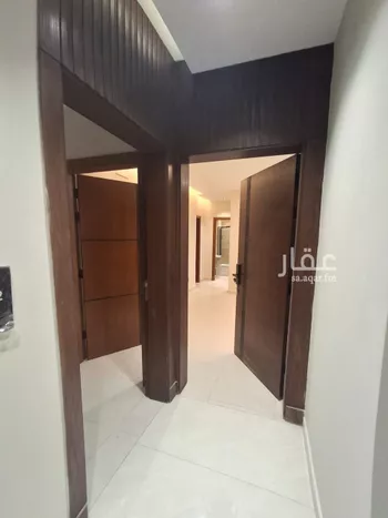 عمارة للبيع في شارع الفريق, حي العزيزية, مدينة جدة, منطقة مكة المكرمة صورة 4