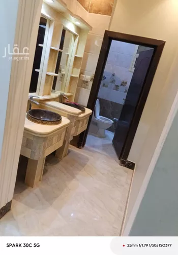 فيلا للإيجار في شارع ابن أبي الجيش, حي المهدية, مدينة الرياض, منطقة الرياض صورة 3