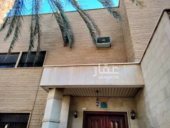 فيلا للبيع في شارع ابي امامة الحارثي, حي الوزارات, مدينة الرياض, منطقة الرياض