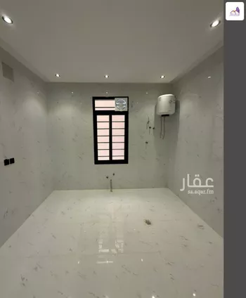دور للبيع في شارع الدركة, حي بدر, مدينة الرياض, منطقة الرياض صورة 4