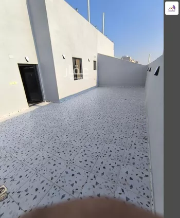 شقة للبيع في شارع علي بن شجاع المصري, حي مريخ, مدينة جدة, منطقة مكة المكرمة صورة 5