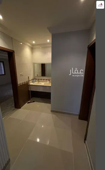 فيلا للبيع في شارع 30ب, حي طيبة, مدينة الدمام, المنطقة الشرقية صورة 2
