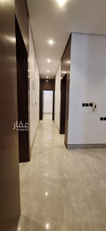 شقة للبيع في شارع حسن سعيد المخرج, حي المعيزيلة, مدينة الرياض, منطقة الرياض صورة 4