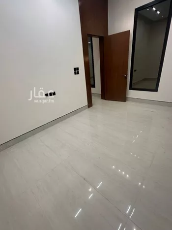 دور للبيع في شارع أحمد بن يوسف الكواشي, حي الرمال, مدينة الرياض, منطقة الرياض صورة 2