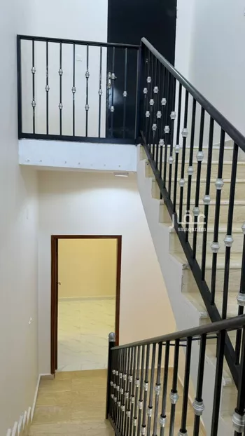 فيلا للبيع في حي الخماسين الجنوبي, مدينة وادي الدواسر, منطقة الرياض صورة 3