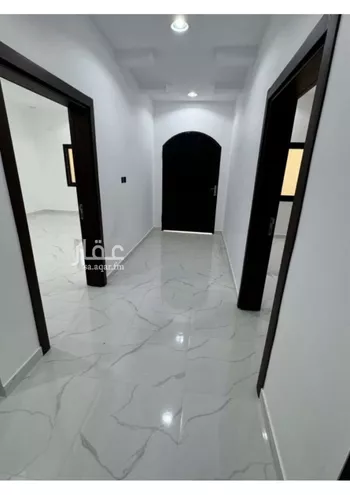 فيلا للبيع في شارع جميل بن درام العذري, حي المدائن, مدينة حائل, منطقة حائل صورة 3