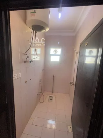 شقة للبيع في شارع طريق الملك فهد, حي المطار, مدينة الرس, منطقة القصيم صورة 2