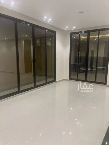 فيلا للبيع في شارع عبدالرحمن بن محمد بن مسلمه الانصاري, حي العارض, مدينة الرياض, منطقة الرياض صورة 2