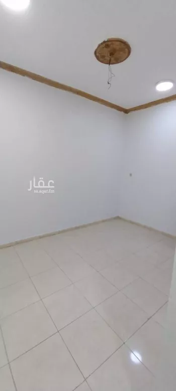 عمارة للإيجار في شارع 14ا, حي البادية, مدينة الدمام, المنطقة الشرقية صورة 2