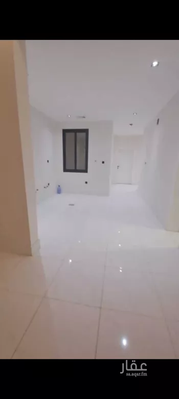 شقة للإيجار في شارع ام الهوشان ، حي الحمراء ، الخبر ، الخبر