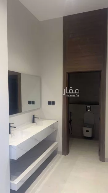 فيلا للبيع في شارع إسحاق أبي سليمان الدهلوي, حي الخير, مدينة الرياض, منطقة الرياض صورة 2