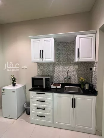 شقة للإيجار في صورة 2