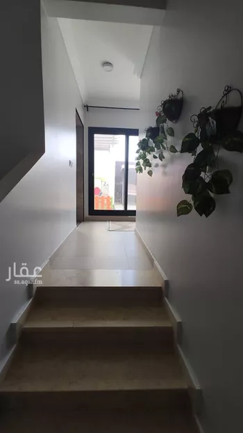فيلا للبيع في شارع العيينة, حي ظهرة لبن, مدينة الرياض, منطقة الرياض صورة 4