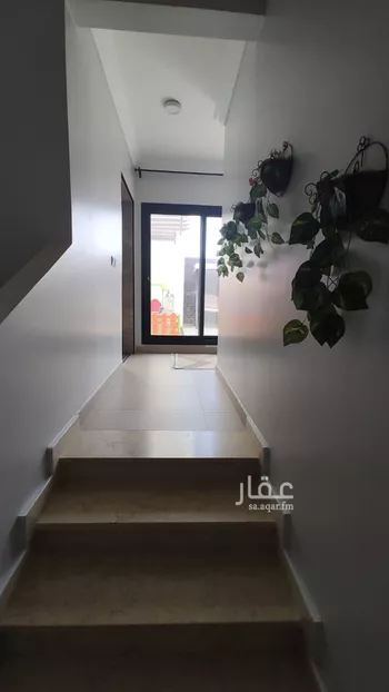 فيلا للبيع في شارع العيينة, حي ظهرة لبن, مدينة الرياض, منطقة الرياض