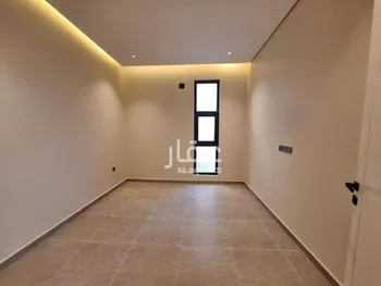 فيلا للبيع في شارع عبيدالله الفقيه, حي الرمال, مدينة الرياض, منطقة الرياض صورة 2