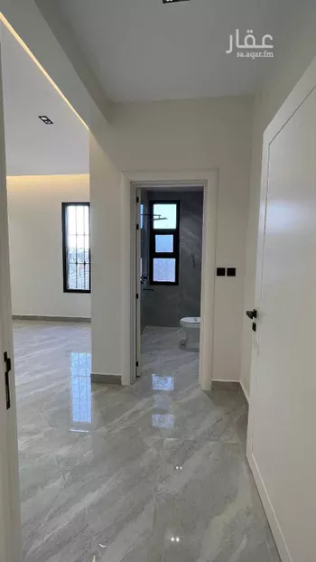 عمارة للبيع في شارع علي بن أبي طاهر, حي السعادة, الرياض صورة 4