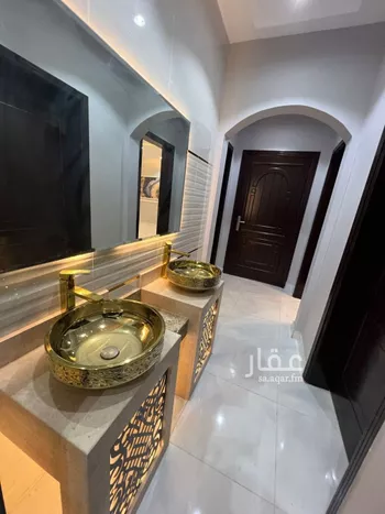 شقة للبيع في شارع علي بن شجاع المصري, حي مريخ, مدينة جدة, منطقة مكة المكرمة صورة 4