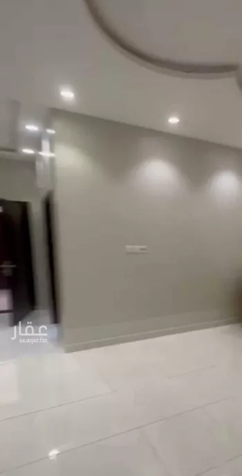 شقة للإيجار في شارع الملك عبدالعزيز ابن عبدالرحمن سعود, حي الزهور, مدينة ينبع, منطقة المدينة المنورة