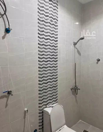 شقة للإيجار في شارع الملك عبدالعزيز ابن عبدالرحمن سعود, حي الزهور, مدينة ينبع, منطقة المدينة المنورة صورة 4