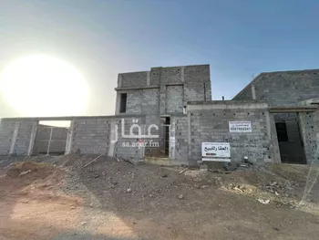 فيلا للبيع في شارع عويمر الاخرم, حي العاقول, مدينة المدينه المنوره, منطقة المدينة المنورة صورة 2