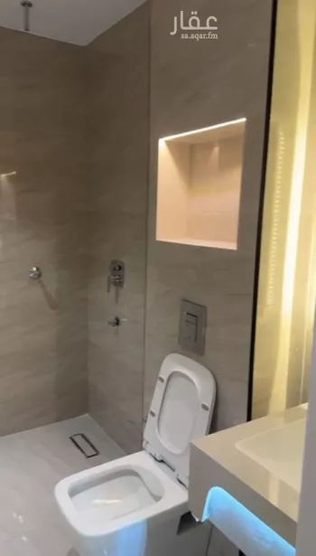 شقة للبيع في شارع اسحاق بن ابي بكر المديني, حي الدفاع, مدينة المدينه المنوره, منطقة المدينة المنورة صورة 2
