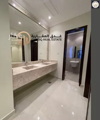 فيلا للبيع في شارع امرؤ القيس ابن الاصبغ, حي التحلية, مدينة الخبر, المنطقة الشرقية صورة 4