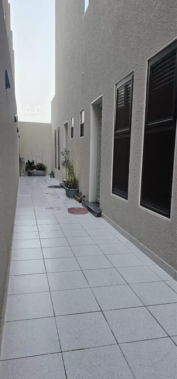 فيلا للإيجار في شارع 5788039, حي العوالي, مدينة الرياض, منطقة الرياض صورة 4