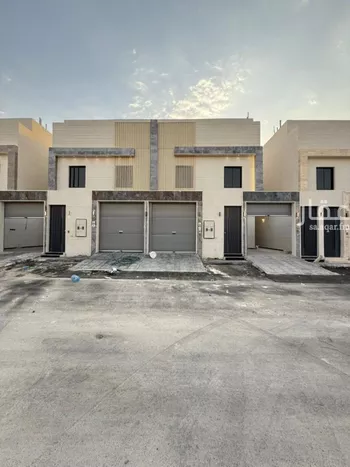 فيلا للبيع في شارع حامد عبدالحفيظ, حي عكاظ, مدينة الرياض, منطقة الرياض صورة 2