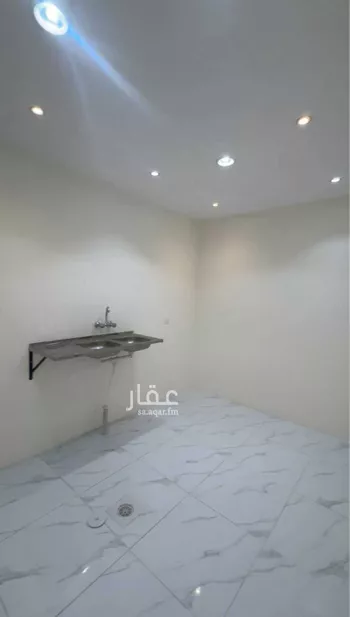 عمارة للإيجار في شارع الزبير بن العوام, حي السلام, مدينة الرياض, منطقة الرياض صورة 4