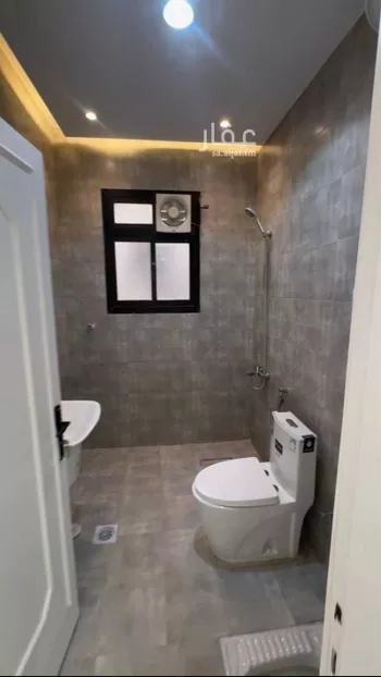 عمارة للإيجار في شارع الزبير بن العوام, حي السلام, مدينة الرياض, منطقة الرياض صورة 5