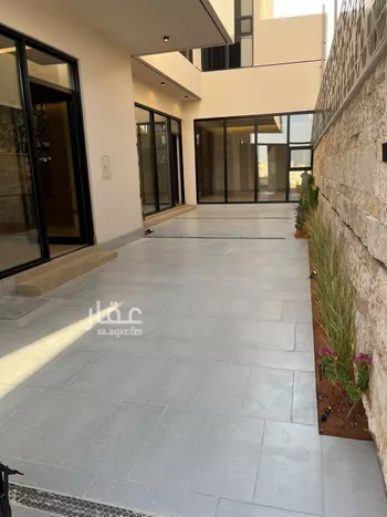فيلا للبيع في شارع عبدالقادر بن عبدالوارث, حي المهدية, مدينة الرياض, منطقة الرياض صورة 4