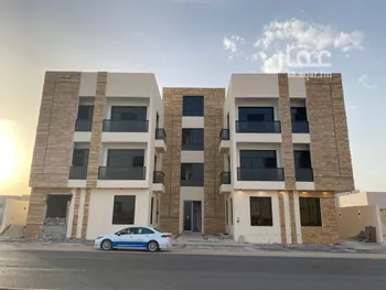 شقة للبيع في شارع سعيد بن عبدالله باقشير, حي المهدية, مدينة الرياض, منطقة الرياض صورة 3