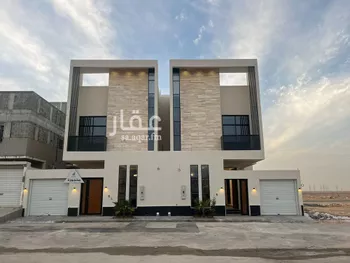 فيلا للبيع في شارع عبدالله النحوي, حي المهدية, مدينة الرياض, منطقة الرياض صورة 3