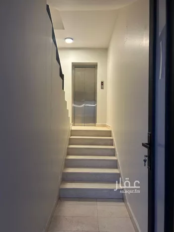دور للبيع في شارع ربيعة بنت علي, حي العارض, مدينة الرياض, منطقة الرياض صورة 3