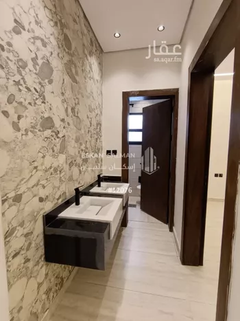 دور للبيع في شارع رقم 131, حي الجنادرية, مدينة الرياض, منطقة الرياض صورة 5