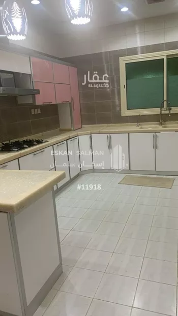 فيلا للبيع في شارع الشموس, حي طيبة, مدينة رياض الخبراء, منطقة القصيم صورة 5