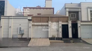 فيلا للبيع في شارع ابن درباس, حي الورود, مدينة الخرج, منطقة الرياض