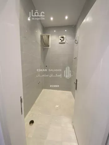 دور للبيع في شارع ابن اسيد, حي وعيرة, مدينة المدينه المنوره, منطقة المدينة المنورة صورة 3