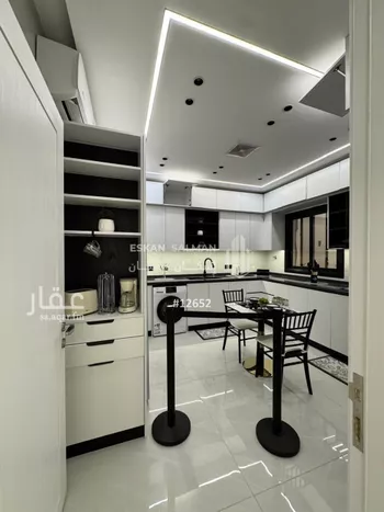 دور للبيع في شارع يحيىى بن مسعود الزرقي, حي شوران, مدينة المدينه المنوره, منطقة المدينة المنورة صورة 4
