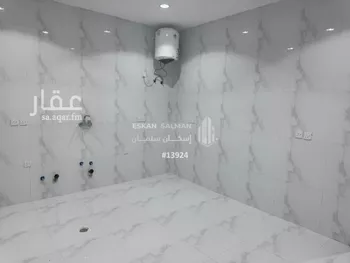 دور للبيع في شارع الرضيمة, حي الزهور, مدينة ابها, منطقة عسير صورة 4
