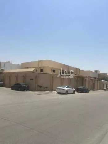 فيلا للبيع في شارع أبي الحسن الجلاجلي, حي العزيزية, مدينة الرياض, منطقة الرياض صورة 2