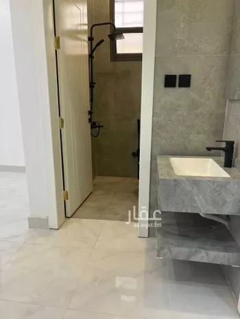 فيلا للبيع في حي عكاظ, مدينة الرياض, منطقة الرياض صورة 4