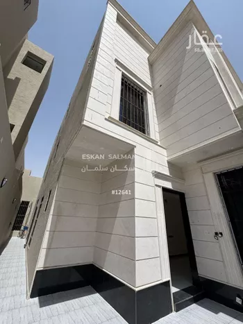 دور للبيع في شارع رقم 96, حي الندوة, مدينة الرياض, منطقة الرياض صورة 2
