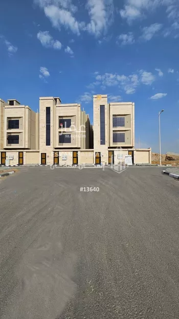 دور للبيع في شارع عمر الخردلي, حي الظرفة, مدينة خميس مشيط, منطقة عسير