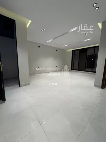 فيلا للبيع في شارع يوسف اللخمي, حي الرمال, مدينة الرياض, منطقة الرياض صورة 2