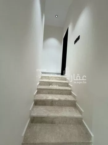 دور للبيع في شارع رقم 13, حي الندوة, مدينة الرياض, منطقة الرياض صورة 4