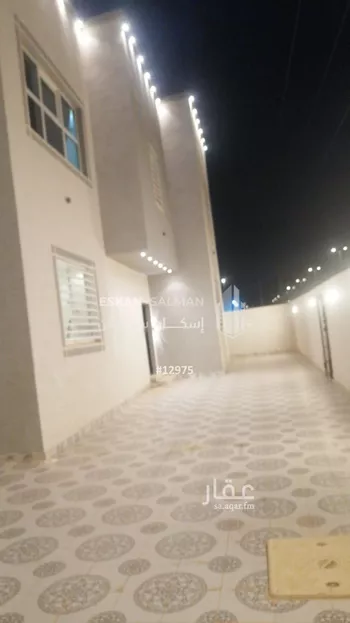 فيلا للبيع في شارع هشام بن العاص, حي الحيلة الغربي, مدينة محائل, منطقة عسير صورة 3