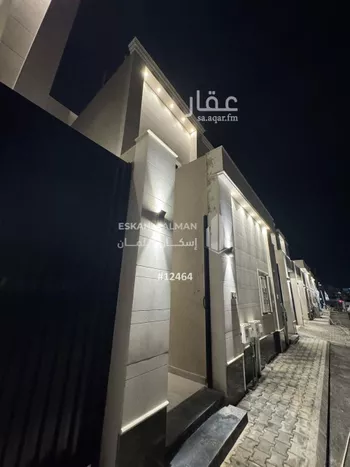 فيلا للبيع في شارع رقم 13, حي الندوة, مدينة الرياض, منطقة الرياض صورة 2